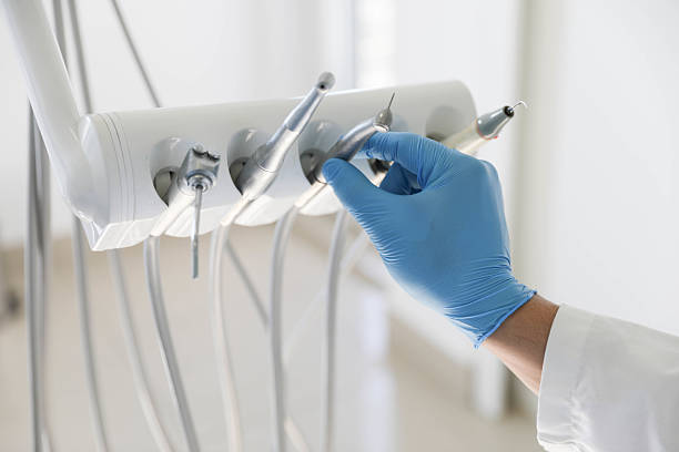 Professional Emergency Dentist technician working in North Grosvenor Dale, CT